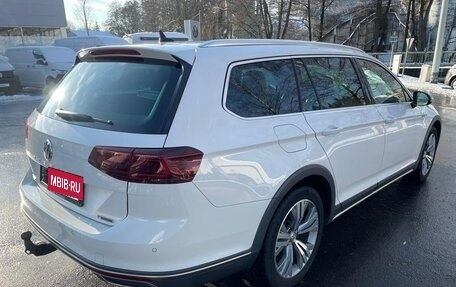Volkswagen Passat B8 рестайлинг, 2020 год, 3 050 000 рублей, 6 фотография