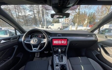 Volkswagen Passat B8 рестайлинг, 2020 год, 3 050 000 рублей, 13 фотография