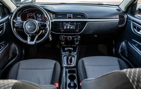 KIA Rio IV, 2018 год, 1 400 000 рублей, 15 фотография