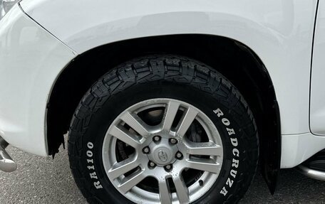 Toyota Land Cruiser Prado 150 рестайлинг 2, 2012 год, 2 400 000 рублей, 11 фотография