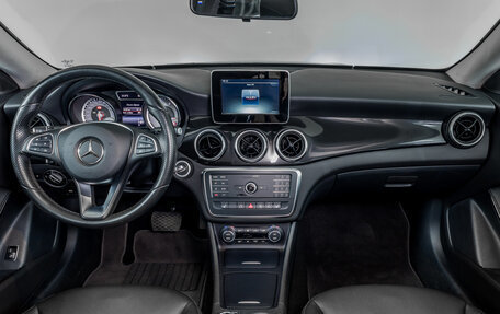 Mercedes-Benz CLA, 2015 год, 1 999 000 рублей, 11 фотография