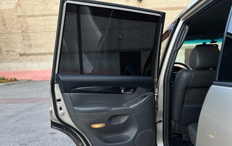 Toyota Land Cruiser Prado 120 рестайлинг, 2008 год, 2 400 000 рублей, 22 фотография