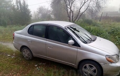 Toyota Platz, 2001 год, 350 000 рублей, 2 фотография