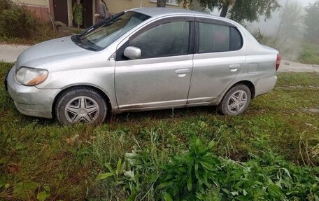 Toyota Platz, 2001 год, 350 000 рублей, 4 фотография