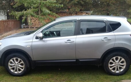 Nissan Qashqai, 2011 год, 1 100 000 рублей, 2 фотография