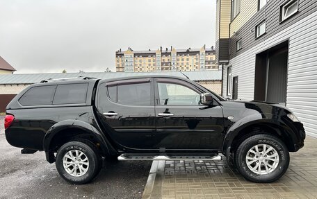 Mitsubishi L200 IV рестайлинг, 2014 год, 1 955 000 рублей, 2 фотография