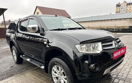 Mitsubishi L200 IV рестайлинг, 2014 год, 1 955 000 рублей, 4 фотография