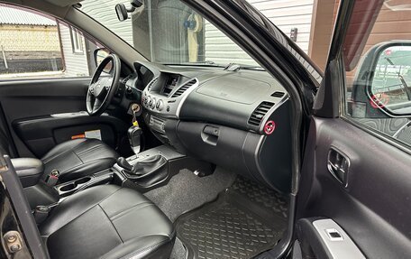 Mitsubishi L200 IV рестайлинг, 2014 год, 1 955 000 рублей, 15 фотография