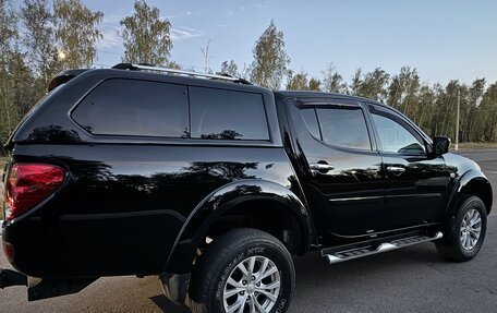 Mitsubishi L200 IV рестайлинг, 2014 год, 1 955 000 рублей, 12 фотография