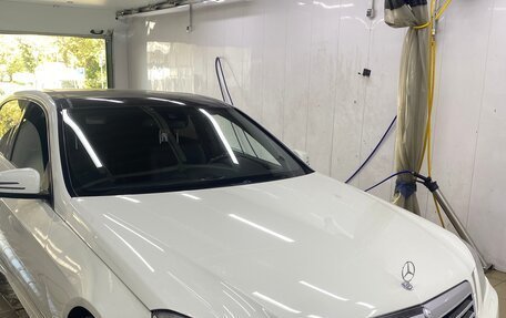 Mercedes-Benz E-Класс, 2010 год, 1 300 000 рублей, 2 фотография