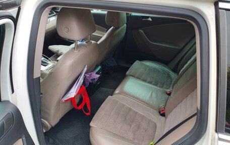 Volkswagen Passat B6, 2009 год, 730 000 рублей, 9 фотография