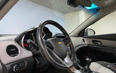 Chevrolet Cruze II, 2011 год, 768 000 рублей, 14 фотография