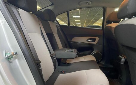 Chevrolet Cruze II, 2011 год, 768 000 рублей, 11 фотография