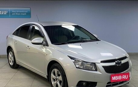 Chevrolet Cruze II, 2011 год, 768 000 рублей, 3 фотография