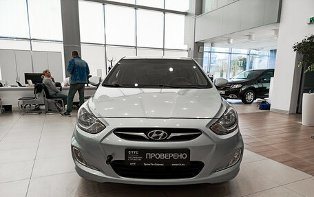 Hyundai Solaris II рестайлинг, 2011 год, 600 000 рублей, 4 фотография