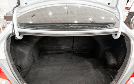 Hyundai Solaris II рестайлинг, 2011 год, 600 000 рублей, 14 фотография