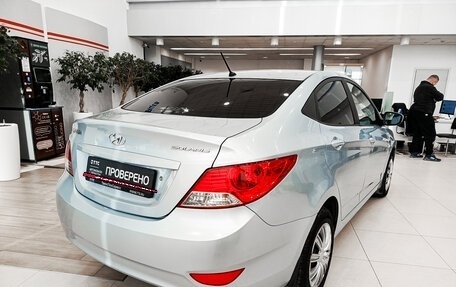 Hyundai Solaris II рестайлинг, 2011 год, 600 000 рублей, 9 фотография