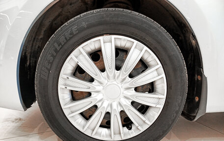 Hyundai Solaris II рестайлинг, 2011 год, 600 000 рублей, 22 фотография