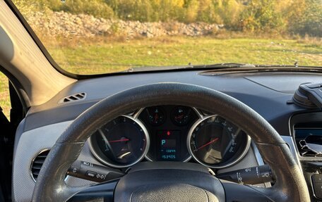 Chevrolet Cruze II, 2011 год, 600 000 рублей, 12 фотография