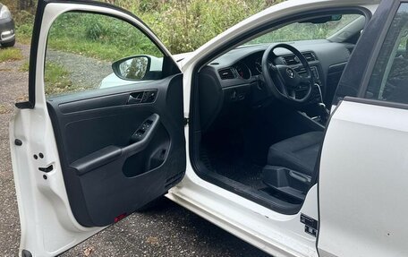 Volkswagen Jetta VI, 2015 год, 1 100 000 рублей, 14 фотография