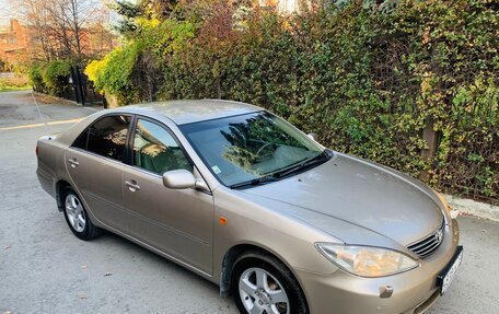 Toyota Camry V40, 2005 год, 2 170 000 рублей, 2 фотография