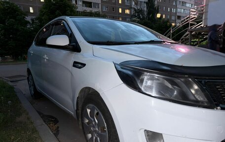 KIA Rio III рестайлинг, 2012 год, 600 000 рублей, 2 фотография
