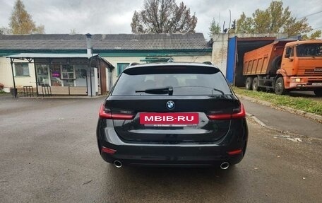 BMW 3 серия, 2019 год, 2 450 000 рублей, 6 фотография