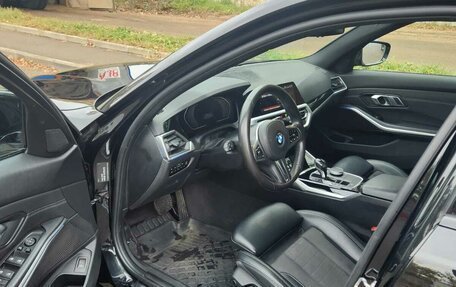 BMW 3 серия, 2019 год, 2 450 000 рублей, 11 фотография