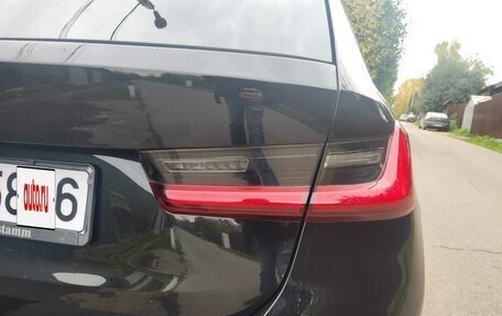 BMW 3 серия, 2019 год, 2 450 000 рублей, 18 фотография