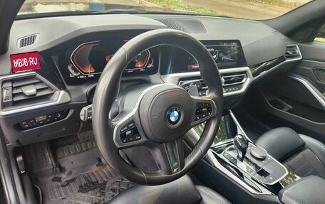 BMW 3 серия, 2019 год, 2 450 000 рублей, 9 фотография
