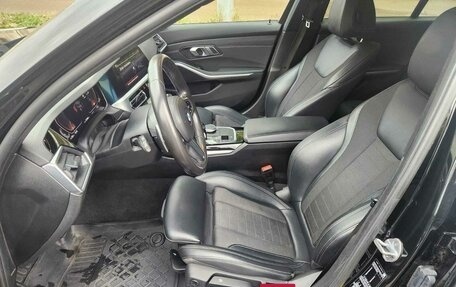 BMW 3 серия, 2019 год, 2 450 000 рублей, 12 фотография
