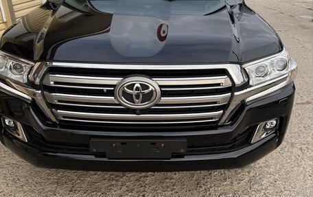 Toyota Land Cruiser 200, 2020 год, 8 550 000 рублей, 7 фотография