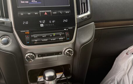 Toyota Land Cruiser 200, 2020 год, 8 550 000 рублей, 9 фотография