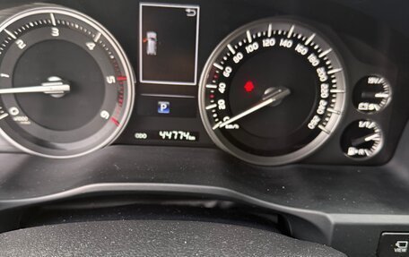 Toyota Land Cruiser 200, 2020 год, 8 550 000 рублей, 10 фотография