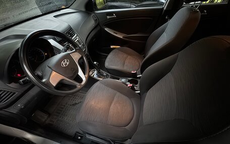 Hyundai Solaris II рестайлинг, 2014 год, 820 000 рублей, 13 фотография