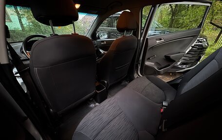 Hyundai Solaris II рестайлинг, 2014 год, 820 000 рублей, 16 фотография