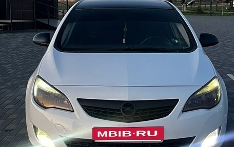 Opel Astra J, 2010 год, 700 000 рублей, 5 фотография