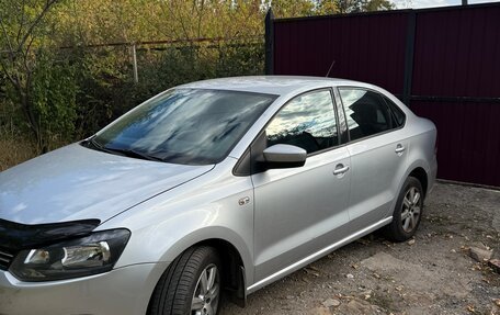 Volkswagen Polo VI (EU Market), 2014 год, 850 000 рублей, 1 фотография