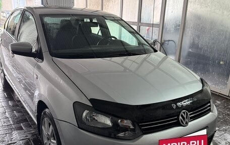 Volkswagen Polo VI (EU Market), 2014 год, 850 000 рублей, 2 фотография