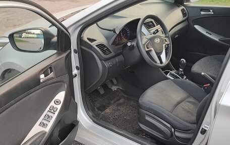 Hyundai Solaris II рестайлинг, 2015 год, 790 000 рублей, 5 фотография