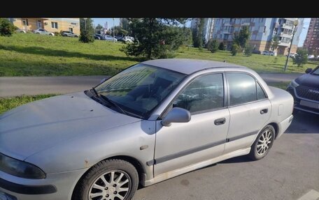 Mitsubishi Carisma I, 2002 год, 150 000 рублей, 2 фотография