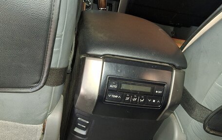 Toyota Land Cruiser Prado 150 рестайлинг 2, 2012 год, 3 200 000 рублей, 7 фотография