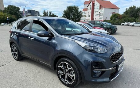 KIA Sportage IV рестайлинг, 2018 год, 2 550 000 рублей, 2 фотография