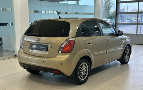 KIA Rio II, 2011 год, 975 000 рублей, 6 фотография