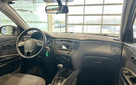 KIA Rio II, 2011 год, 975 000 рублей, 9 фотография