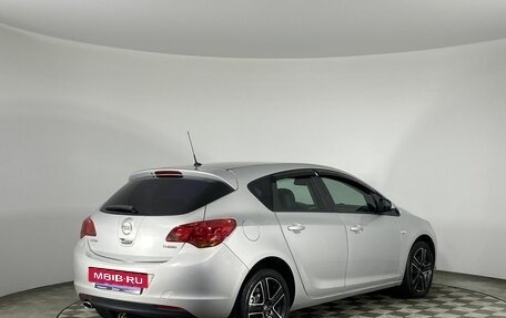 Opel Astra J, 2011 год, 795 000 рублей, 6 фотография