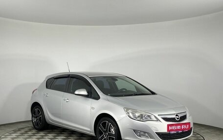 Opel Astra J, 2011 год, 795 000 рублей, 2 фотография
