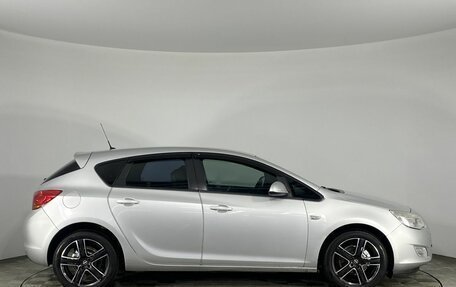 Opel Astra J, 2011 год, 795 000 рублей, 11 фотография