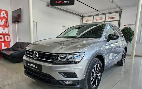 Volkswagen Tiguan II, 2019 год, 2 849 000 рублей, 2 фотография