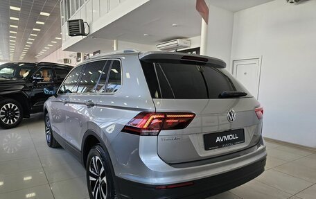 Volkswagen Tiguan II, 2019 год, 2 849 000 рублей, 8 фотография